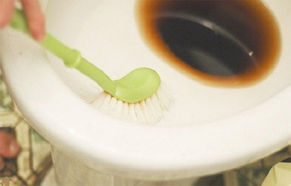 su-dung-ban-chai-de-co-bon-cau