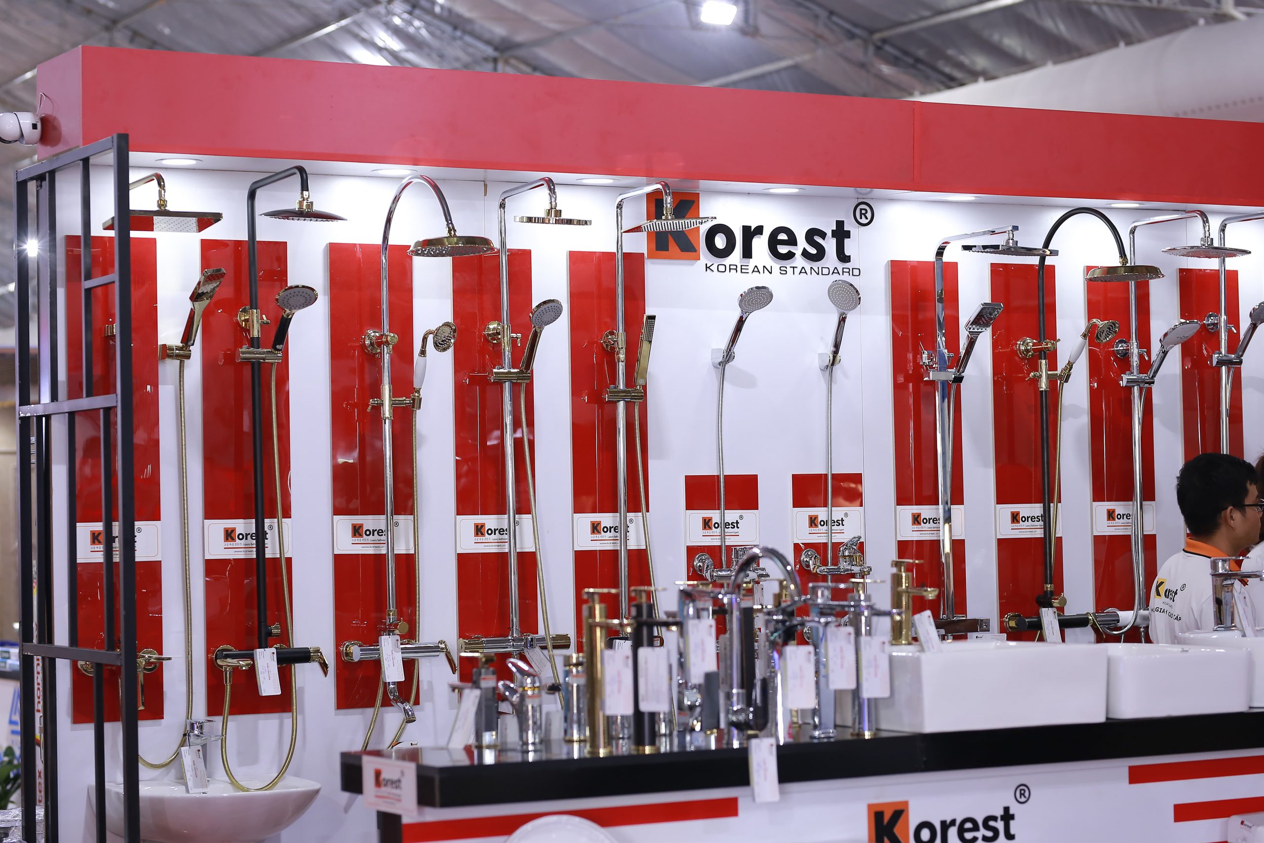 Casa Milano thương hiệu thiết bị nhà tắm cao cấp cho người thu nhập thấp